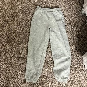 gap grey sweatpants